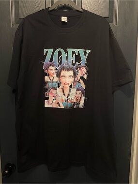 K-Pop Demon Hunters Zoey Multi-Portrait
Graphic T-Shirt-Unisex